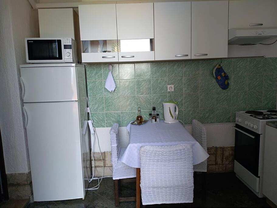 Apartment Mediterranean Garden Rijeka Exteriör bild