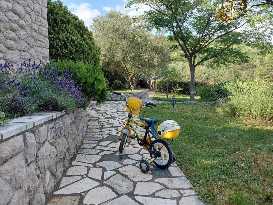 Apartment Mediterranean Garden Rijeka Exteriör bild