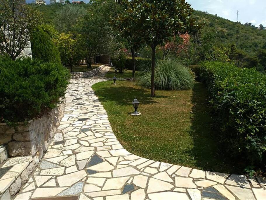 Apartment Mediterranean Garden Rijeka Exteriör bild