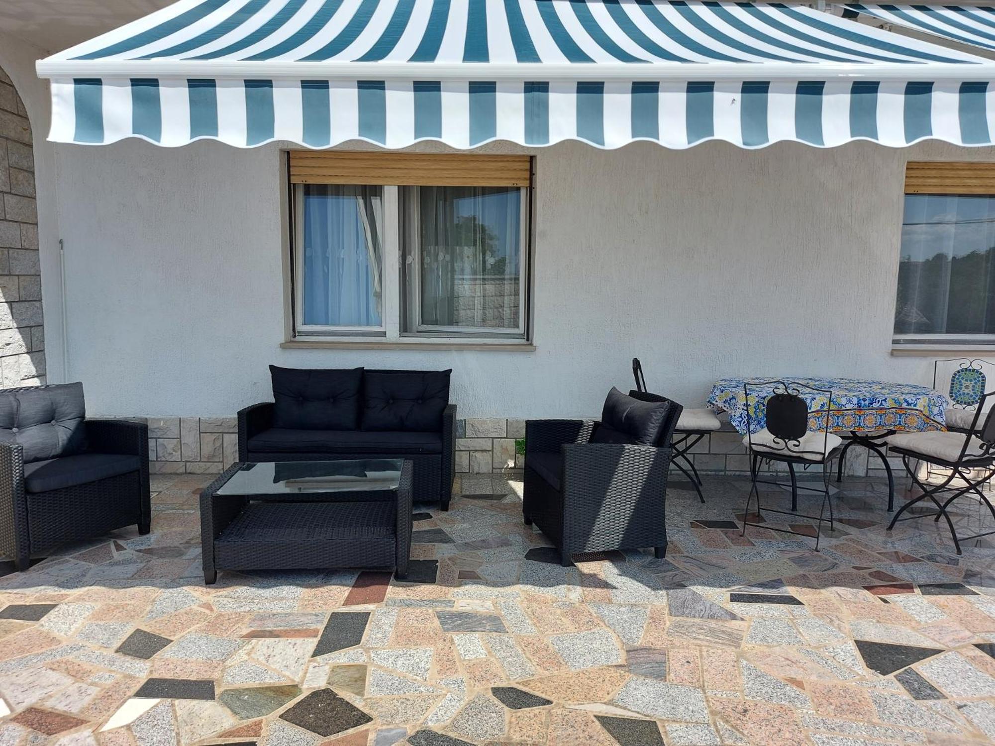Apartment Mediterranean Garden Rijeka Exteriör bild